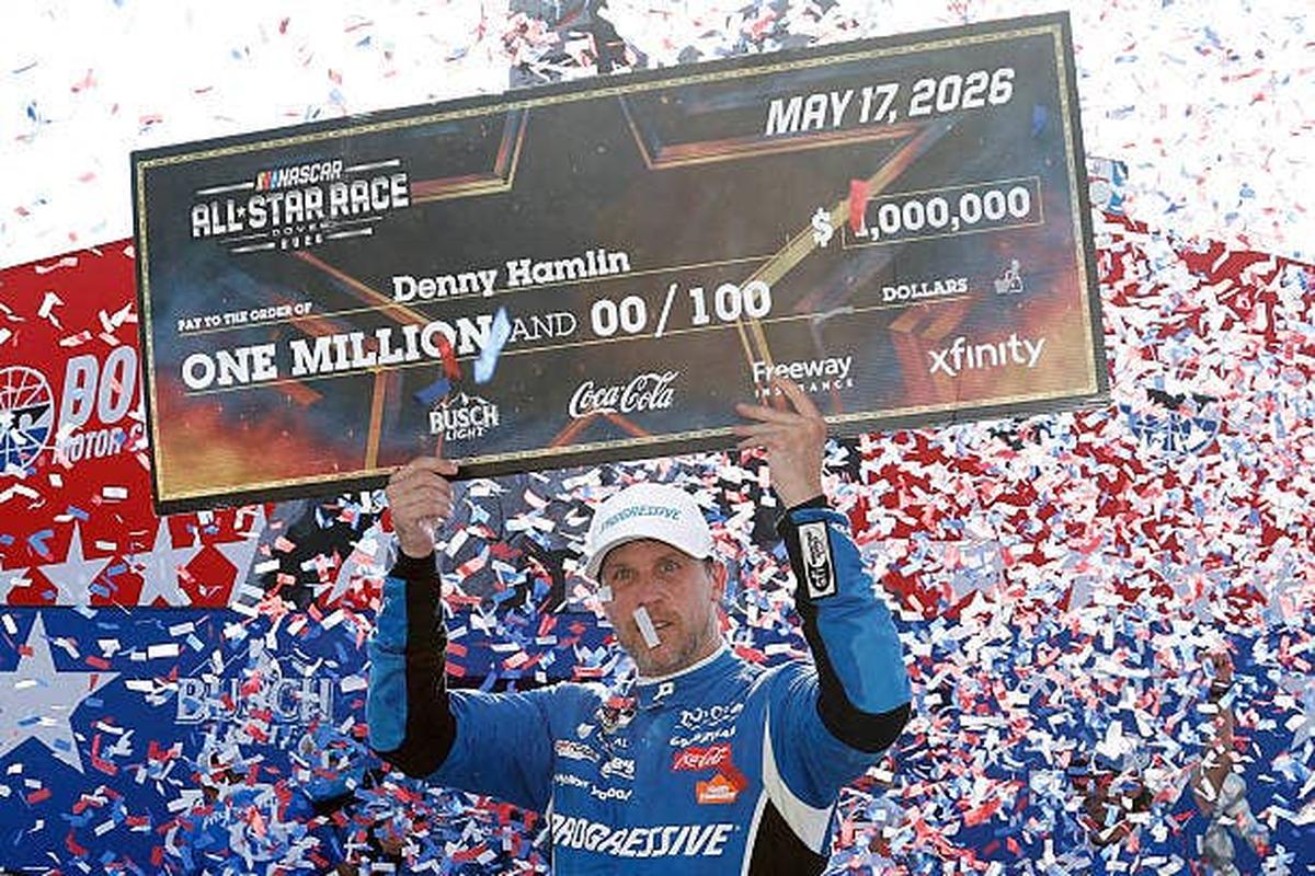  Denny Hamlin wins a $1 million prize at Dover's All-Star Race. (Photo by Sean Gardner/Getty Images) (Photo by Sean Gardner/Getty Images)