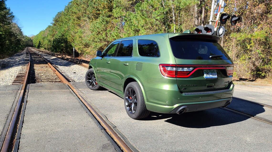 Chrysler recalls 74,578 vehicles over rear spoiler issue