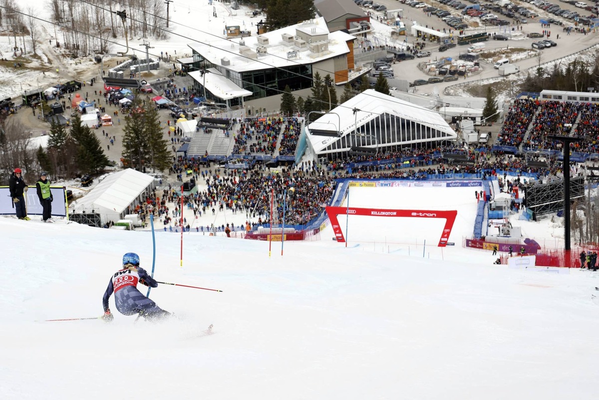  Mikaela Shiffrin at Killington Cup, Vermont 2022.