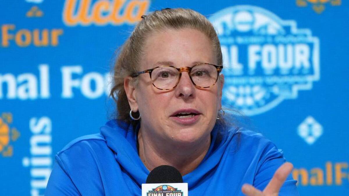  UCLA Bruins head coach Cori Close speaks to the media from Mortgage Matchup Center on April 4, 2026. | Joe Rondone/The Republic / USA TODAY NETWORK via Imagn Images 