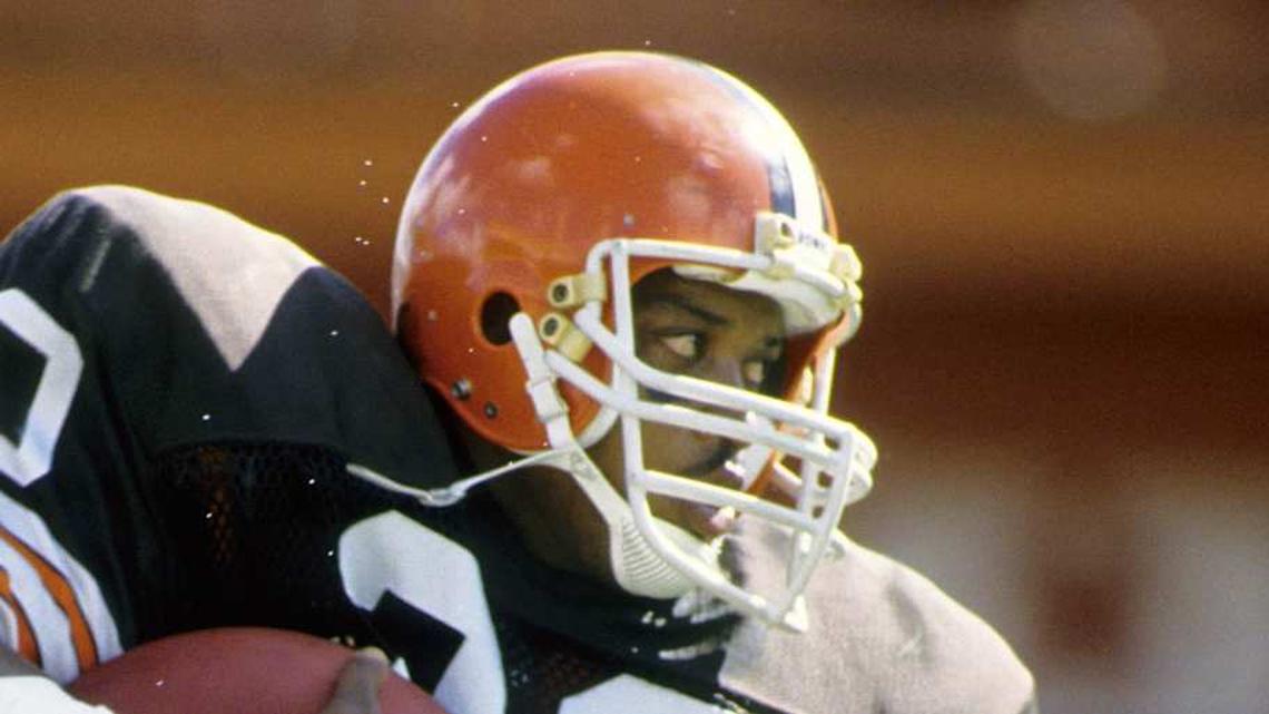  Jan 4, 1986; Miami, FL, USA; FILE PHOTO; Cleveland Browns defensive back Don Rogers (20) carries the ball against the Miami Dolphins during the 1985 AFC Divisional Playoff Game at the Orange Bowl. The Dolphins won 24-21. Mandatory Credit: Manny Rubio-Imagn Images | Manny Rubio-Imagn Images 