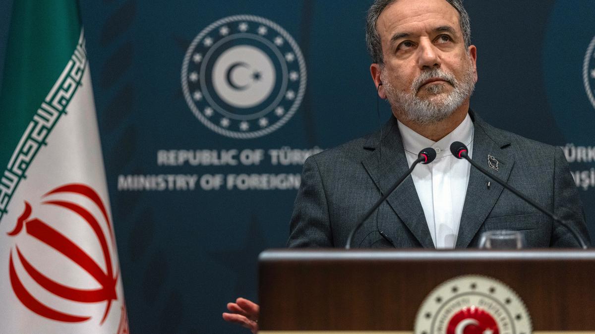 Iranian Foreign Minister Abbas Araghchi gives a statement at the Ritz Hotel as he meets Turkey's Foreign Minister Hakan Fidan, on Jan. 30, 2026, in Istanbul, Turkey.  (Burak Kara/Getty Images/TNS)