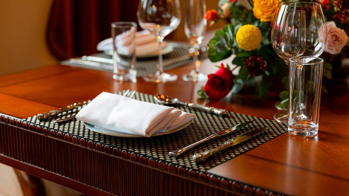 This Easy DIY Turns Placemats Into Stylish Throw Pillows