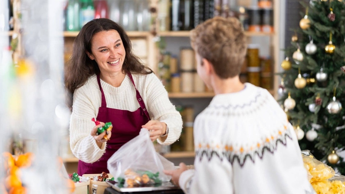 Christmas jobs 2026: Who's hiring for the holidays and what's changed