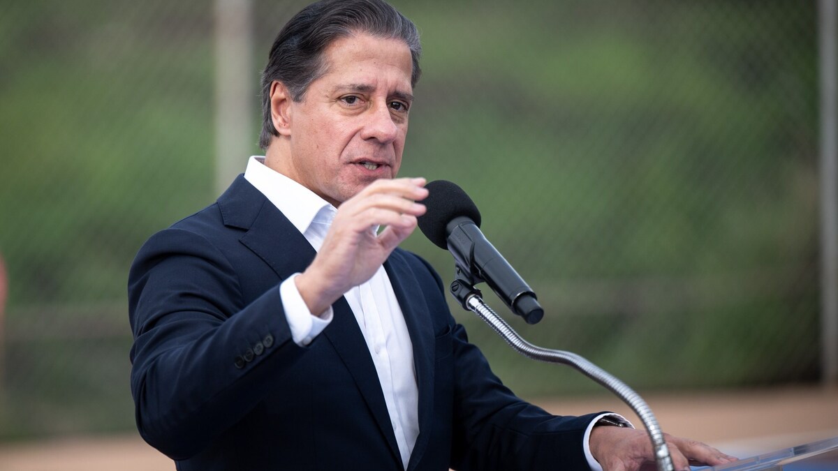 Alberto Carvalho, LAUSD Superintendent, speaks at Marquez elementary school in Pacific Palisades on Tuesday, January 6, 2026.  The LAUSD held a press conference to update the progress on school campuses damaged by the Palisades fire.  (Photo by David Crane, Los Angeles Daily News/SCNG)