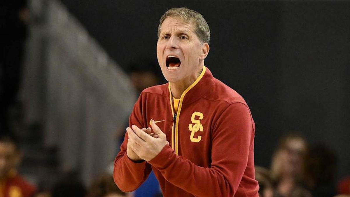  Feb 24, 2026; Los Angeles, California, USA; Southern California head coach Eric Musselman communicates during the first half against the UCLA Bruins at Pauley Pavilion presented by Wescom Financial. Mandatory Credit: Robert Hanashiro-Imagn Images | Robert Hanashiro-Imagn Images 