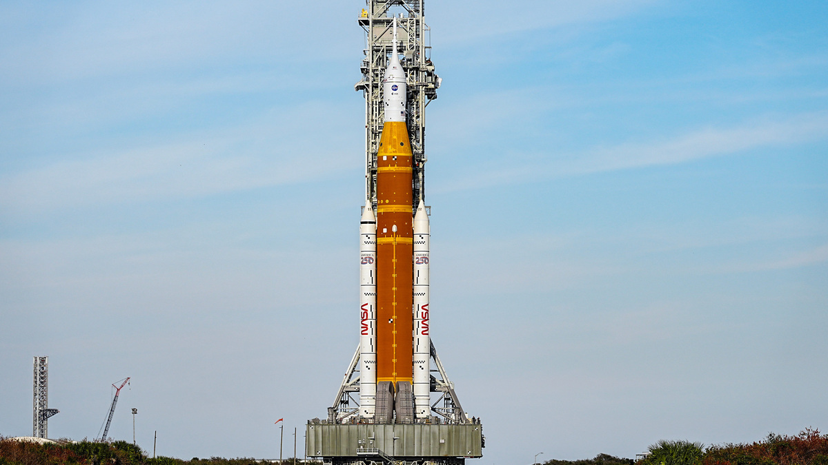 NASA contractor Aetos Systems warns 126 employees may be laid off at ...