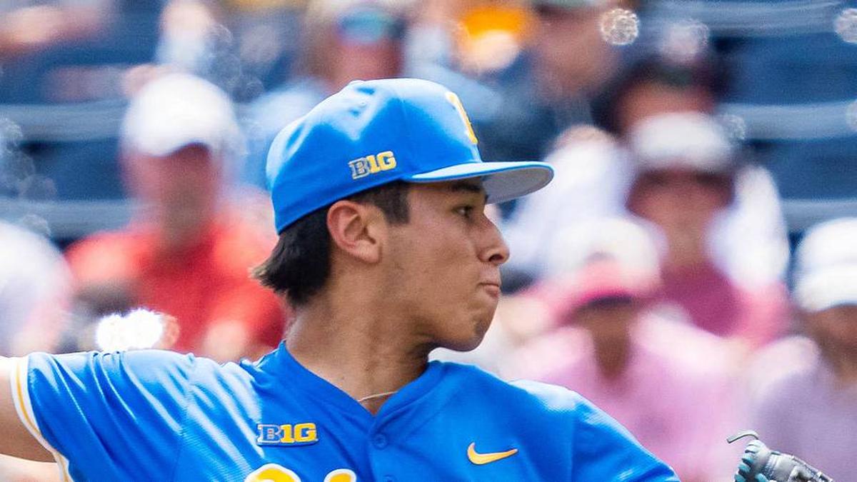  Jun 14, 2025; Omaha, Neb, USA; UCLA Bruins pitcher Wylan Moss (18) pitches during the fifth inning against the Murray State Racers at Charles Schwab Field. Mandatory Credit: Dylan Widger-Imagn Images | Dylan Widger-Imagn Images 