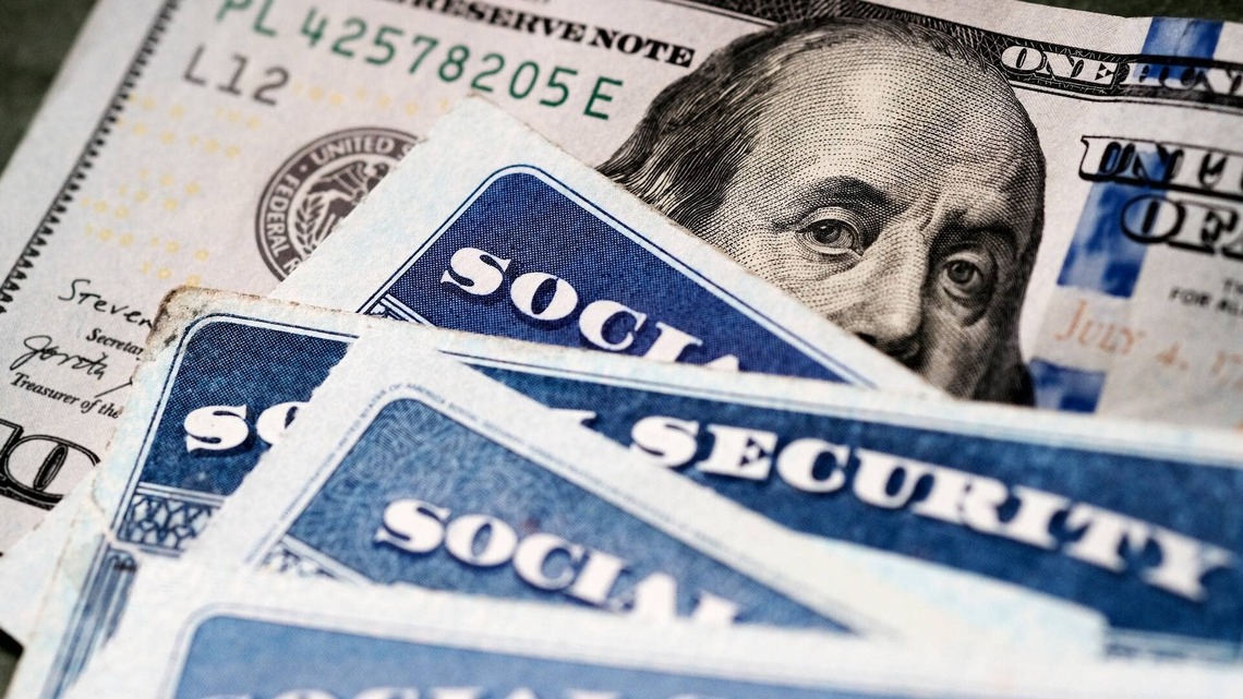 Maximize Social Security survivor benefits by avoiding common traps