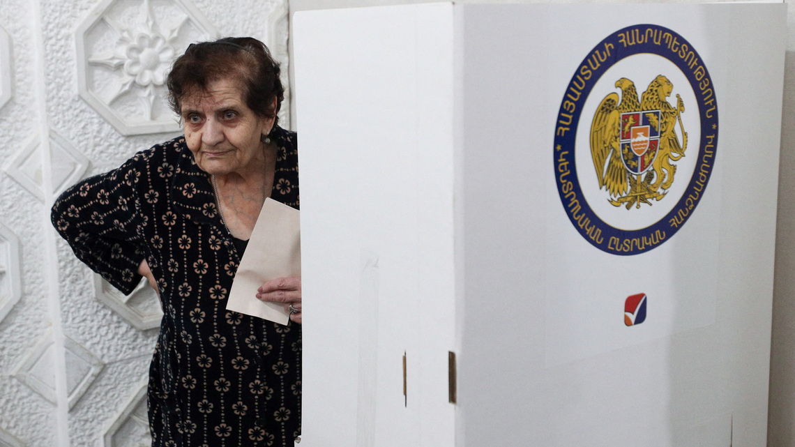 Armenia's Pashinyan wins election, observers allege Russian interference 