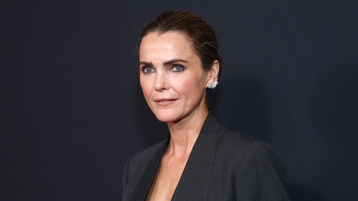 Keri Russell Wore the Bold 2026 Jean Trend You Can Copy for $40