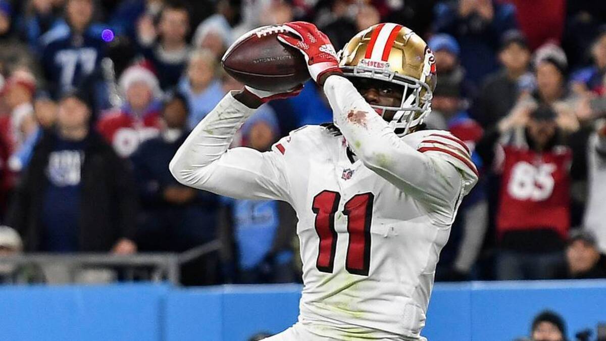  San Francisco 49ers wide receiver Brandon Aiyuk (11) scores a touchdown late in the fourth quarter at Nissan Stadium Thursday, Dec. 23, 2021 in Nashville, Tenn. Titans 49ers 204 | USA TODAY Network via Reuters Connect 