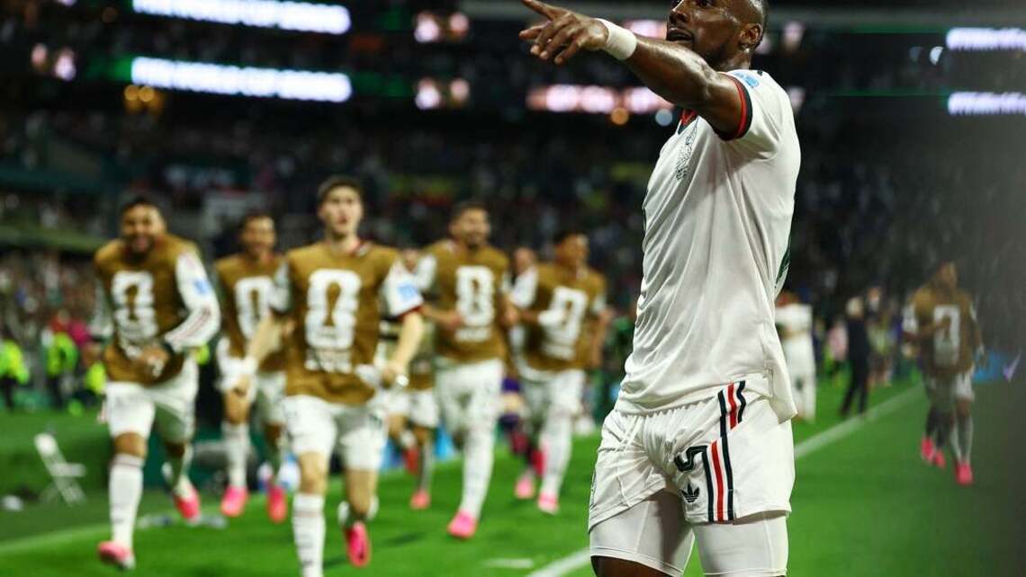 Julian Quinones goal helps Mexico easily dispatch Czech Republic 