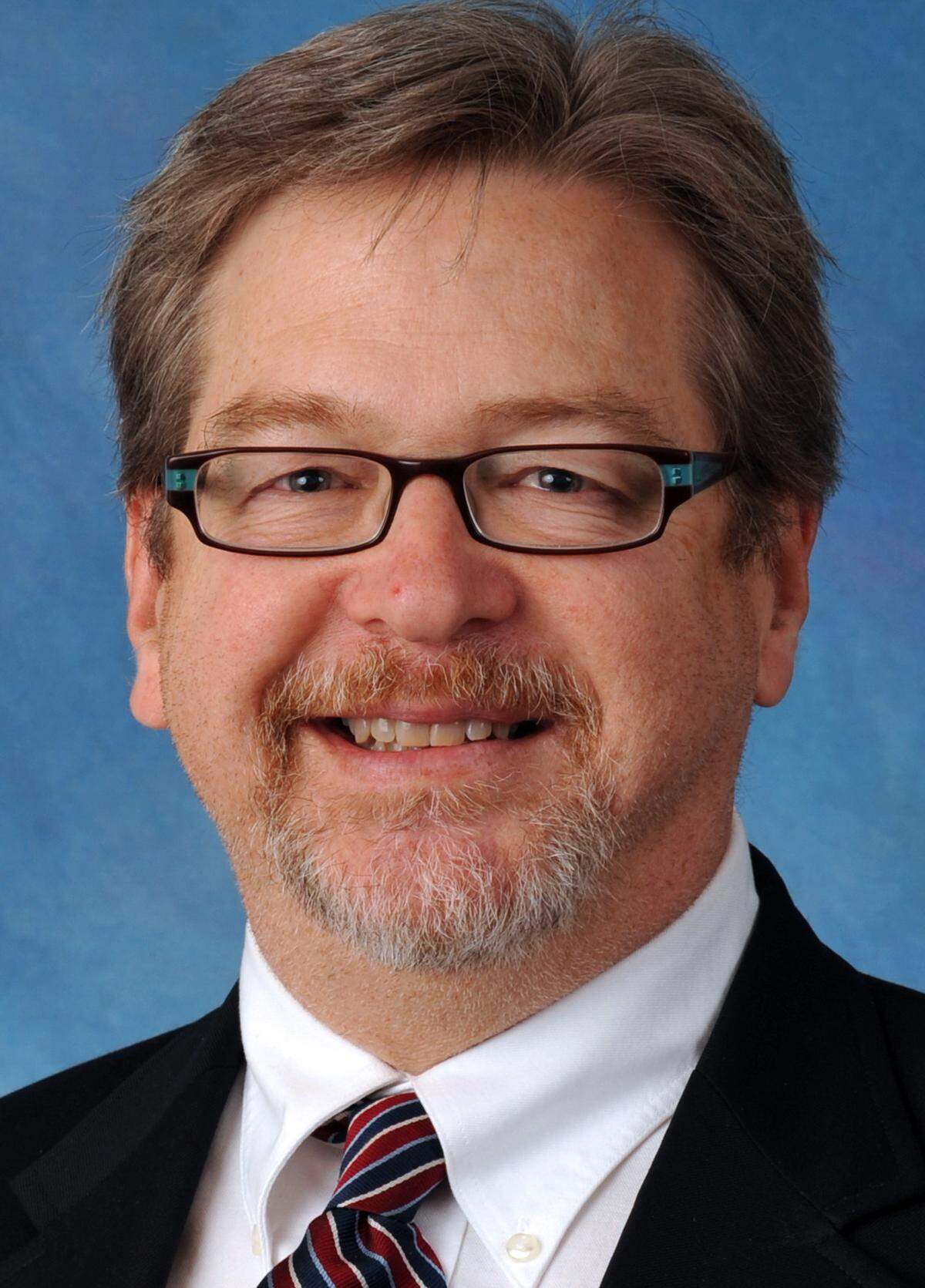 Dr. Michael Mill