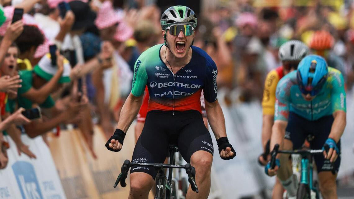 Olav Kooij sprints to 1st Tour de France stage win 