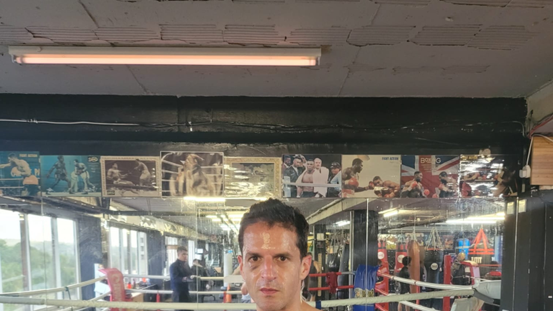 46-year-old dad flies to Africa to become pro boxer