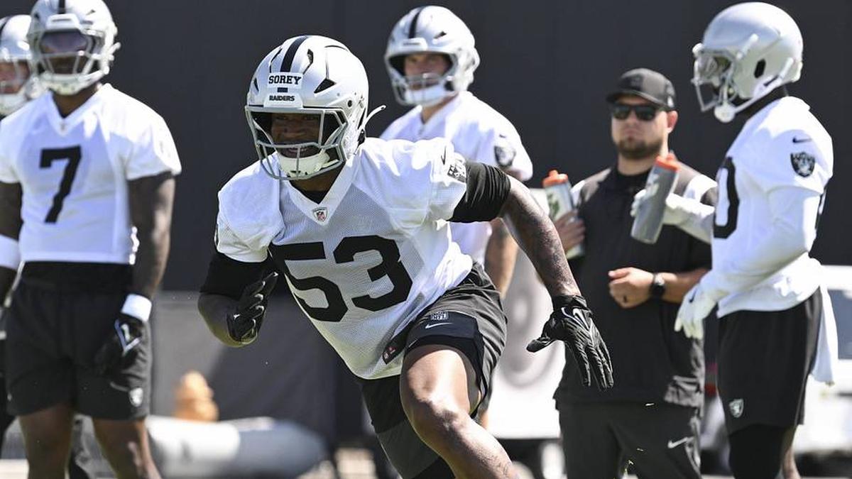  May 20, 2026; Henderson, NV, USA; Las Vegas Raiders linebacker Xavian Sorey Jr. (53) practices during organized team activities at Intermountain Health Performance Center. Mandatory Credit: Candice Ward-Imagn Images | Candice Ward-Imagn Images 