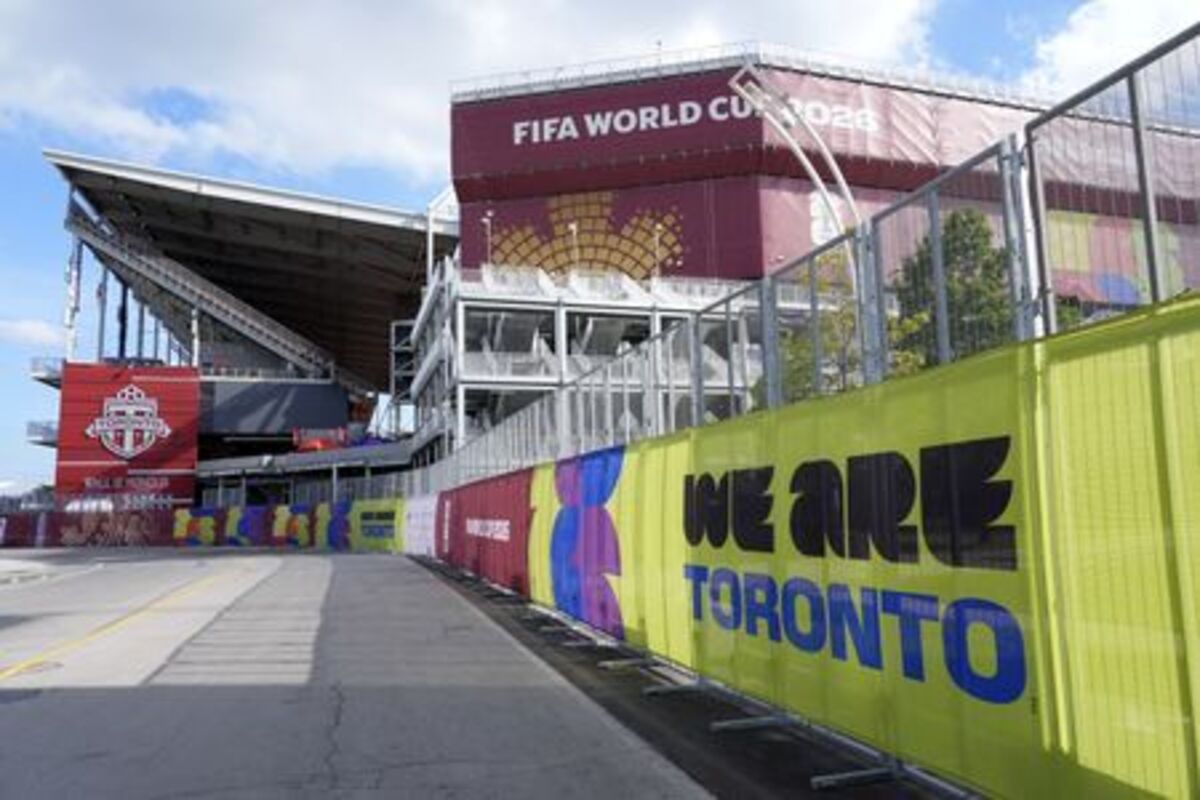 Soccer Football - FIFA World Cup 2026 - Countdown Concert - Toronto, Canada - June 10, 2026 General view outside the stadium ahead of the countdown concert IMAGN IMAGES via Reuters/John E Sokolowski