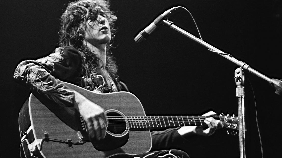 This 1971 Classic Ranked No. 1 'Acoustic Guitar Intro of All Time' 