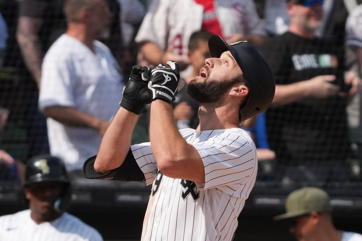  Chicago White Sox center fielder Tristan Peters (29) David Banks-Imagn Images