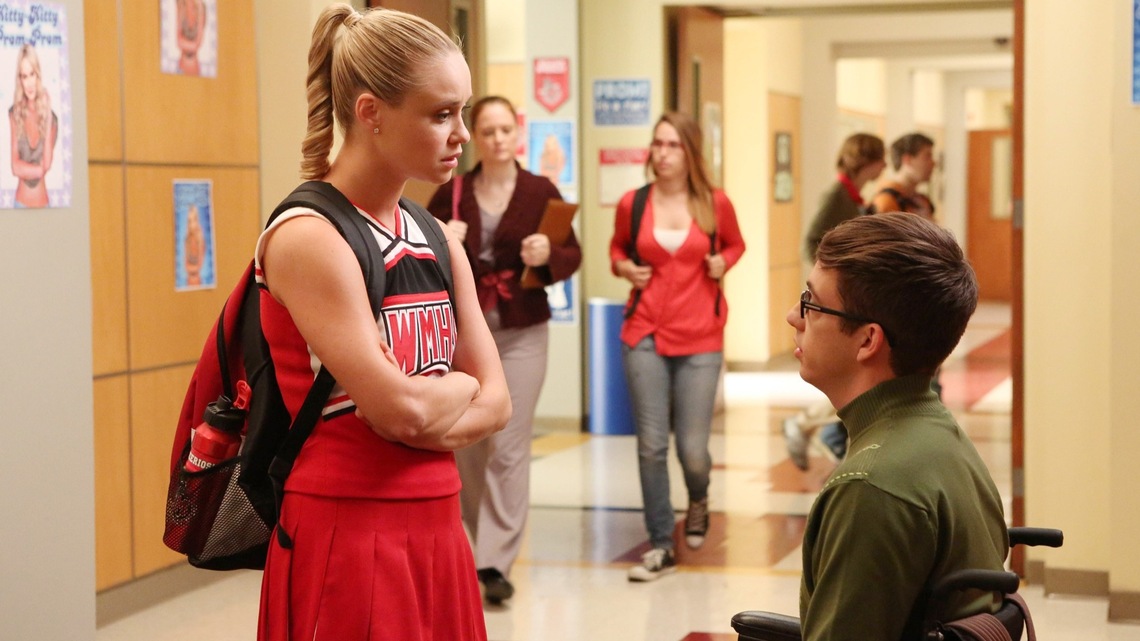 'Glee' Alum Becca Tobin Explains Why the New Reboot Gives Her 'Diarrhea' 