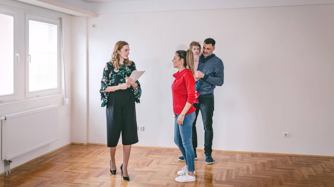 Redfin reveals shift in home prices, housing market 