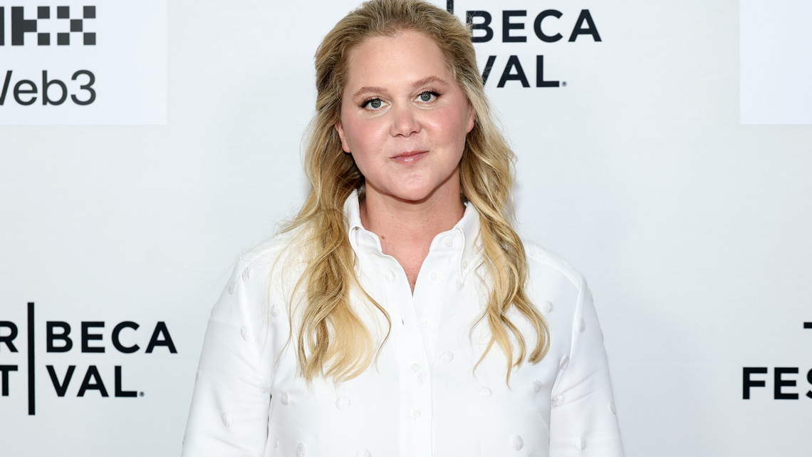 Amy Schumer Jokes About Being Invited to Taylor Swift's Rehearsal Dinner 