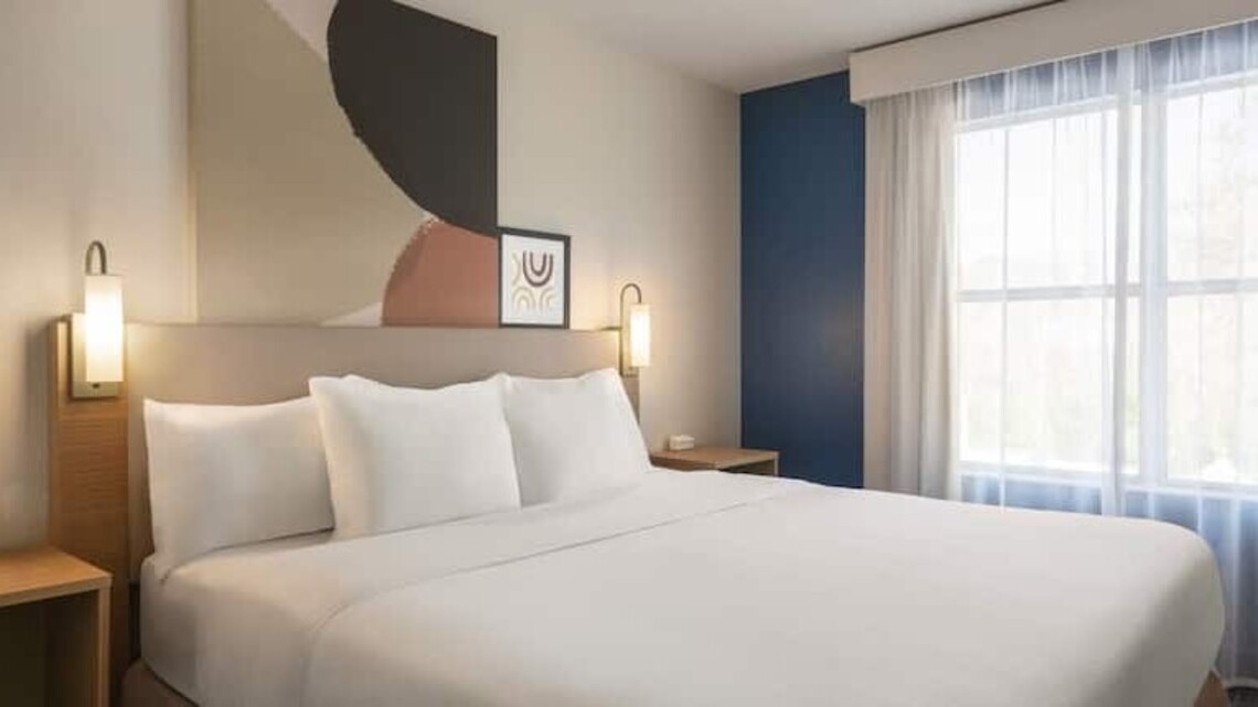 The $100-a-Night Hotel Trick Travelers Are Using All Summer 