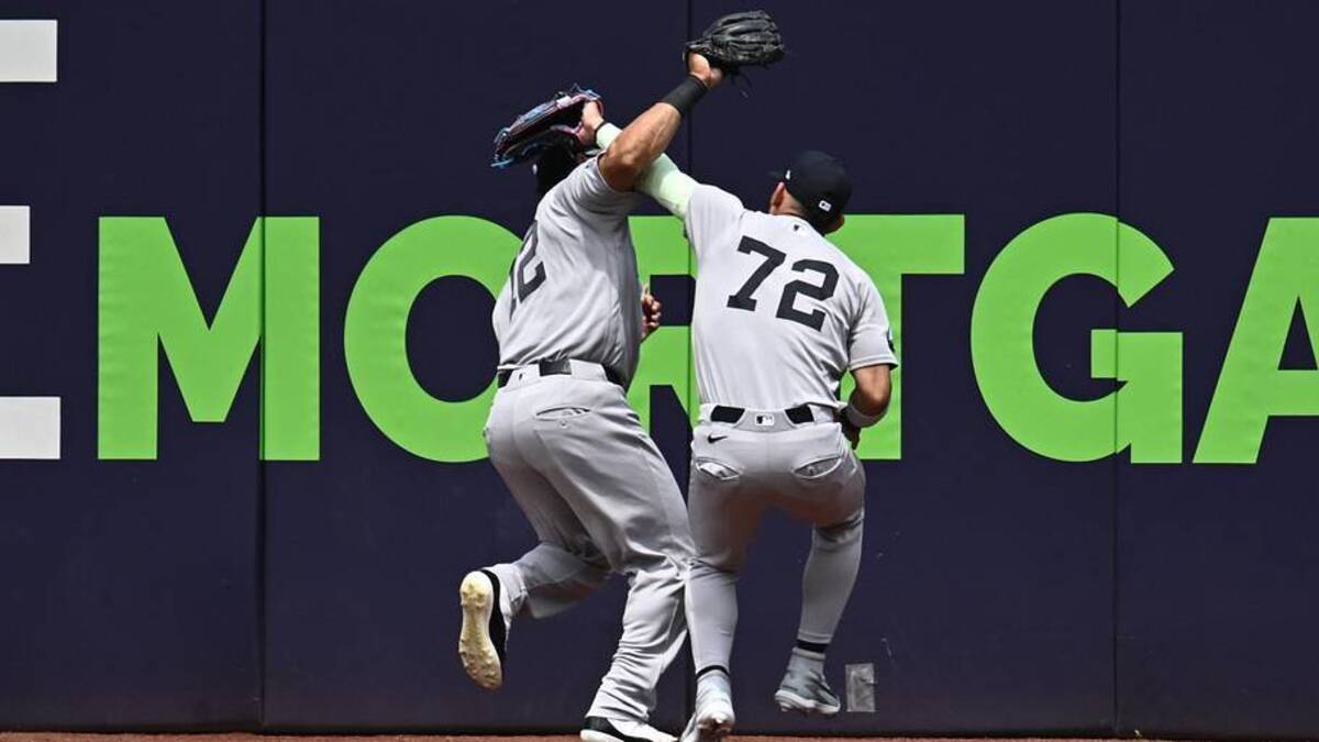  José Caballero's recent outfield collision with Trent Grisham is enough reason for the Yankees to keep him at shortstop. | Ken Blaze-Imagn Images 