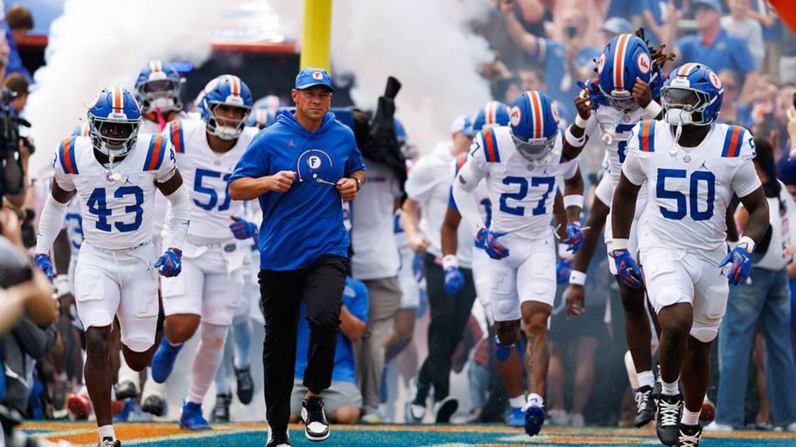 Florida-South Carolina Under Weather Delay at Halftime