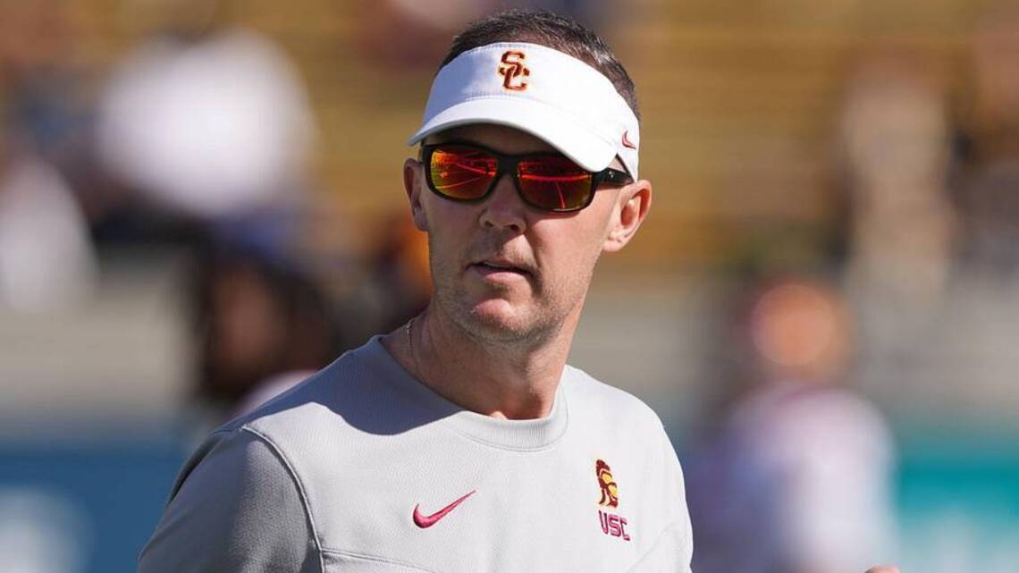 USC Freshman Madden Riordan Bringing Important Qualities to Trojans Safety Room 