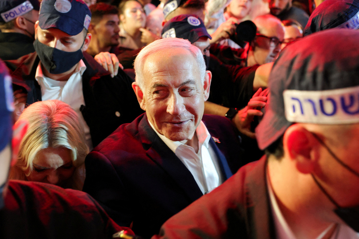 Eisenkot offers hawkish alternative to Netanyahu for Israeli PM ...