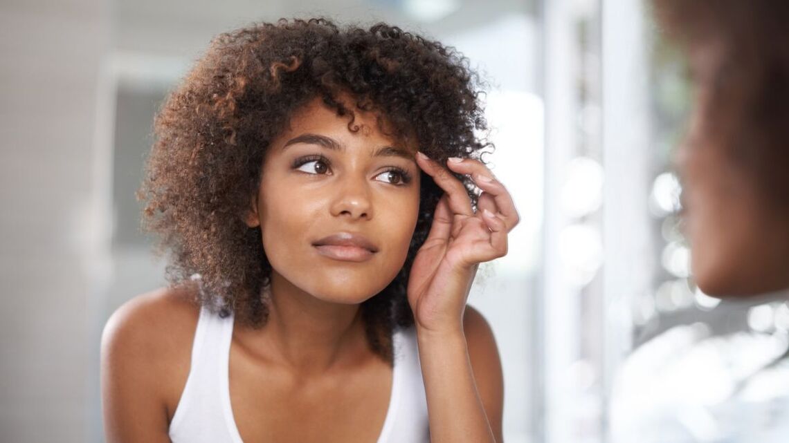 Thin Brows? 4 Tricks To Grow Thick, Healthy Brows in Just 3 Months