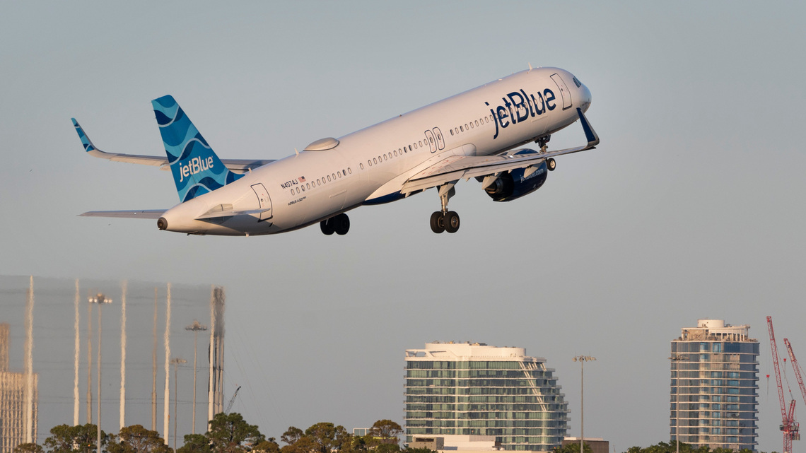 Fort Lauderdale airport adds nonstop daily flight to Colombia