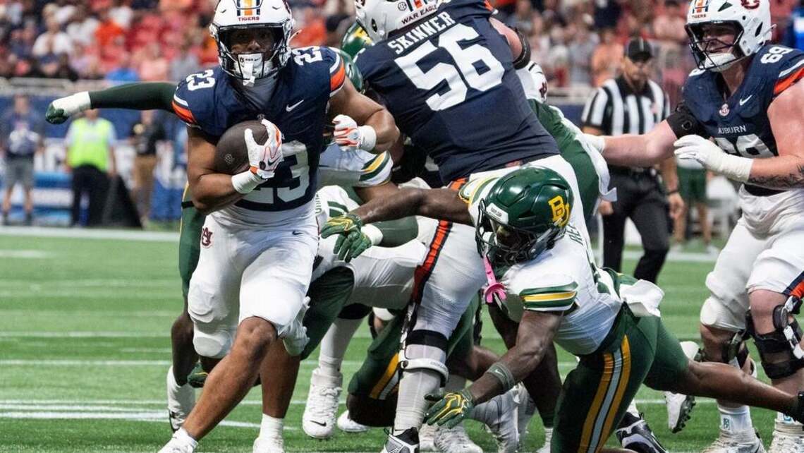 Auburn stops Baylor on 2-point attempt, escapes with win 