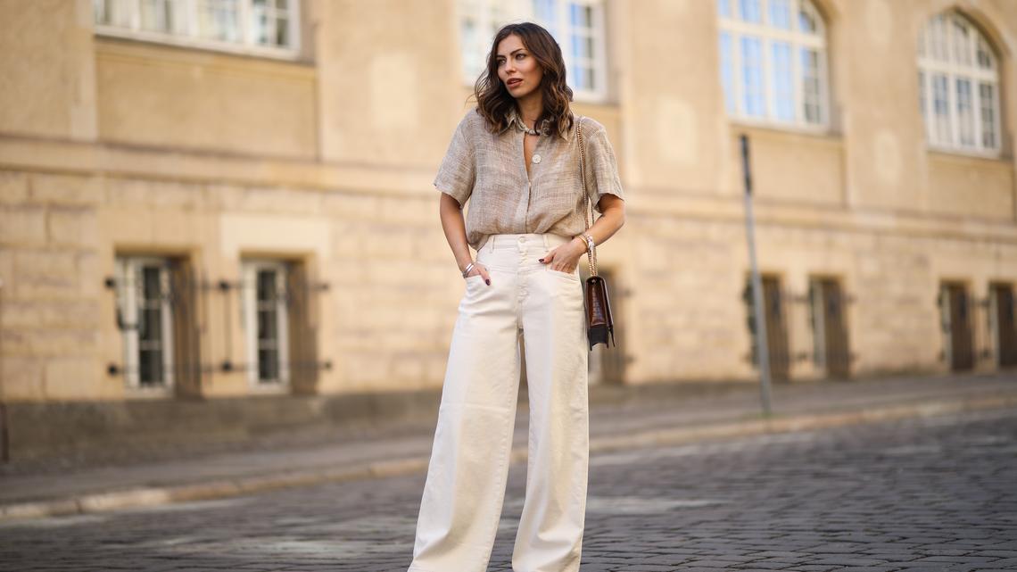 17 Breezy Spring Blouses That Are Everywhere in the Hamptons Right Now 