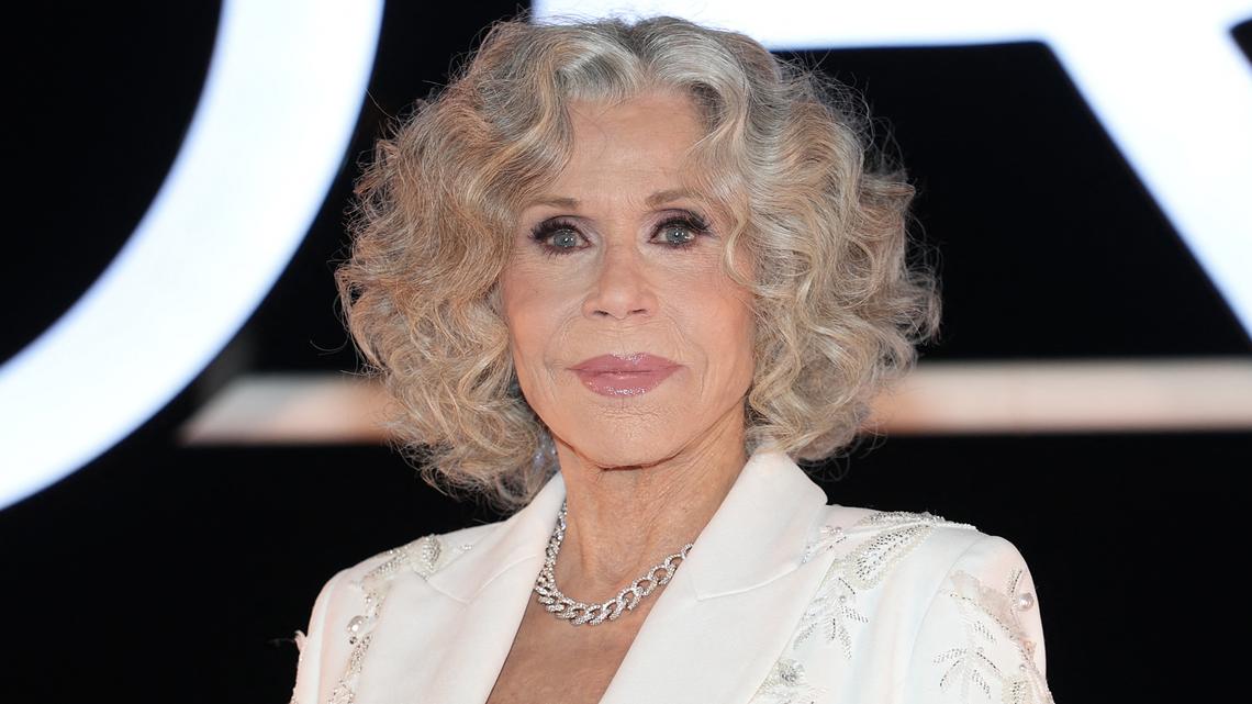 Jane Fonda's $22 Foundation Is a 'Masterpiece' for Mature Skin 