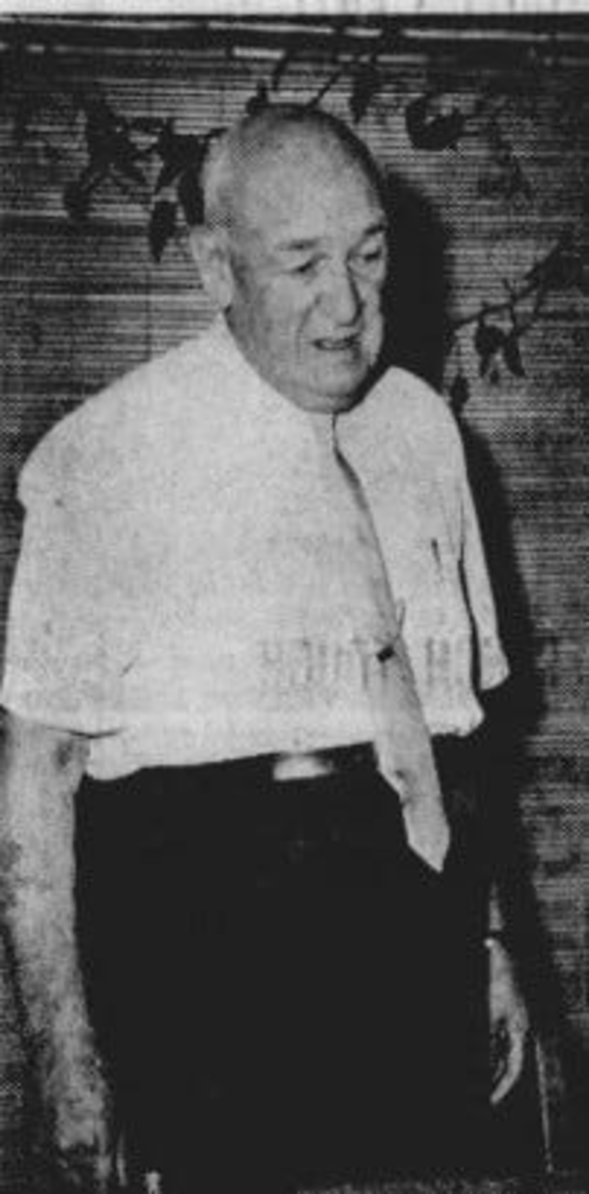 This 1967 Miami Herald photo of Earl's Hideaway founder Earl Roberts accompanied an article about him being the first person to buy a Howard’s Insta-Light unit. The first portable emergency battery pack was invented by Vero Beach resident Howard Menger. A large unit could power a TV, refrigerator, other appliances and backup lights for 10 hours. It even had a cigarette lighter. Once plugged into an outlet, it automatically turned on when the power failed, and it sounded an alarm if it heated to 140 degrees. Menger installed it in a filing cabinet drawer in Earl's Hideaway at 1405 Indian River Drive in Sebastian.