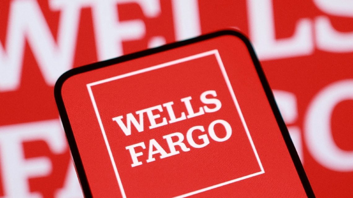 Wells Fargo commercial banking head Manning to retire, Biodrowski to succeed 