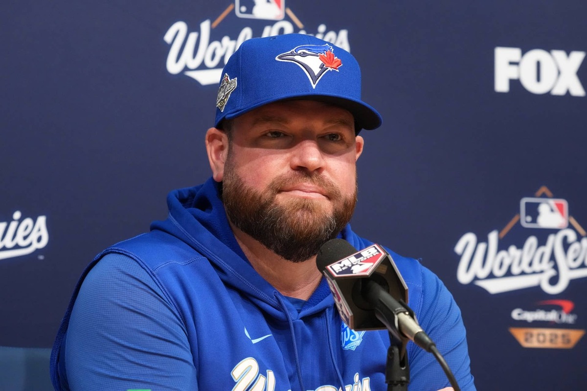 Toronto Blue Jays manager John Schneider © Kirby Lee-Imagn Images