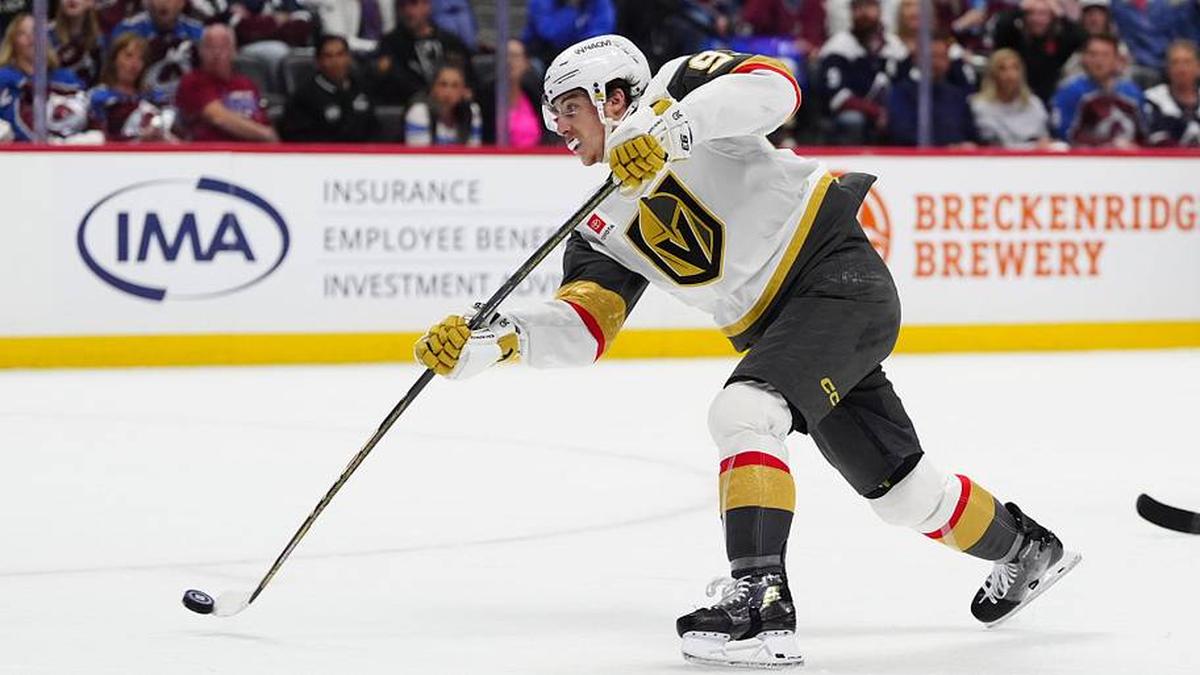  Mitch Marner leads all skaters with 21 points in the playoffs. | Ron Chenoy-Imagn Images 