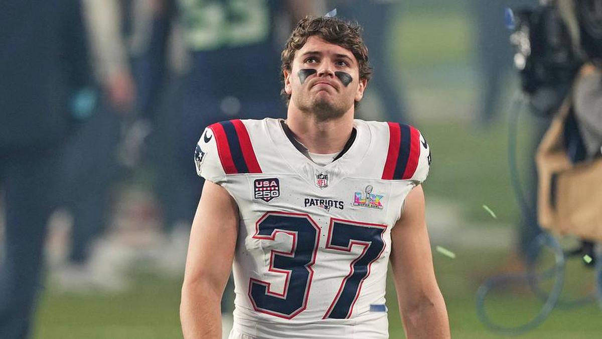  Feb 8, 2026; Santa Clara, CA, USA; New England Patriots tight end Jack Westover (37) exits the field after the loss against the Seattle Seahawks in Super Bowl LX at Levi's Stadium. Mandatory Credit: Darren Yamashita-Imagn Images | Darren Yamashita-Imagn Images 