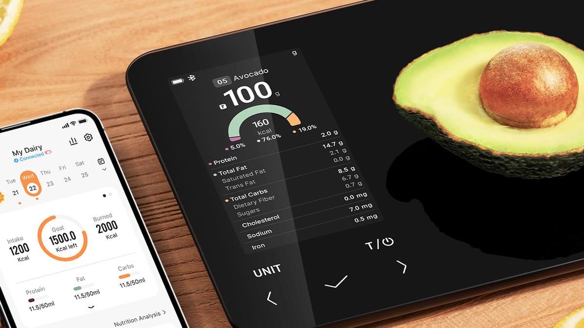 The Cosori NutriLens smart nutrition scale. (Cosori/TNS)