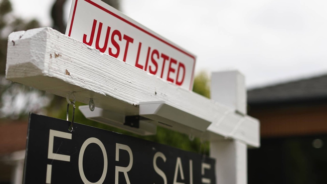 Buyers face decision as mortgage rates hit 7-week low 
