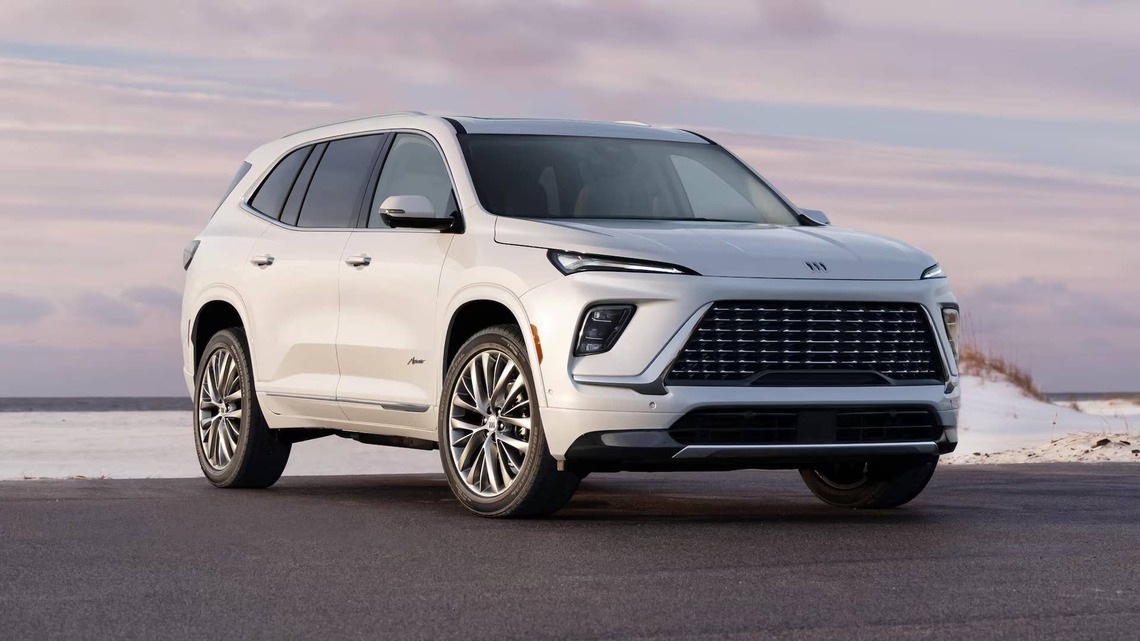 Where the 2026 Buick Enclave Avenir Cuts Corners-and Where It Surprises 