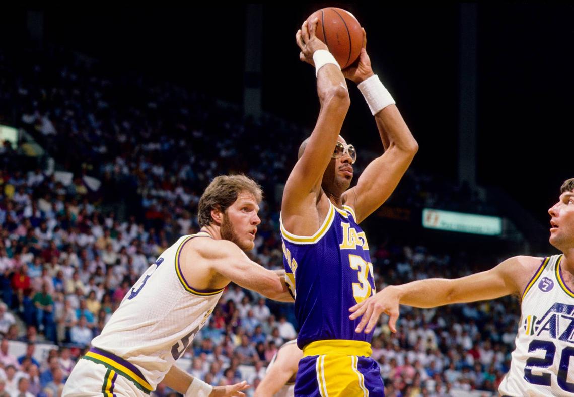  Los Angeles Lakers center Kareem Abdul-Jabbar is guarded by Utah Jazz center Mark Eaton at the Salt Palace. MPS-USA TODAY Sports via Imagn Images