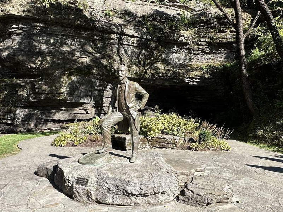 Jack on the Rocks. Photo credit: Robin O’Neal Smith 