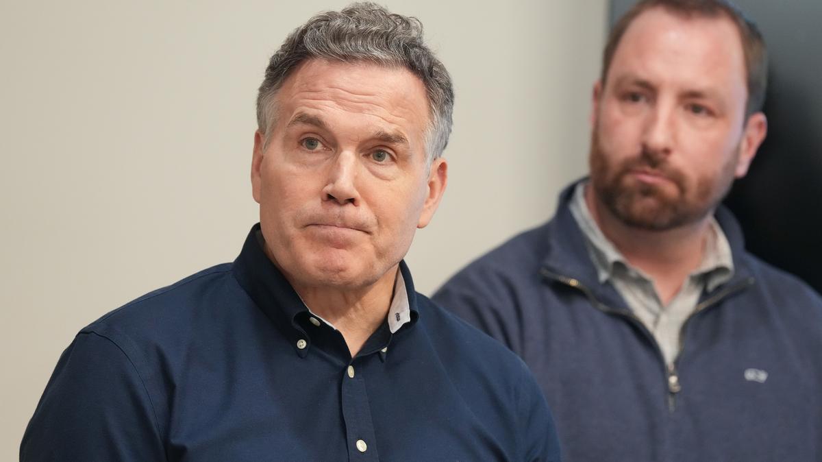 U.S. Sen. Dave McCormick (left) tours Syzygy Integration in Conshohocken, Pennsylvania, on Monday, March 9, 2026, with company president and founder Wesley Mitchell. (Jessica Griffin/The Philadelphia Inquirer/TNS)