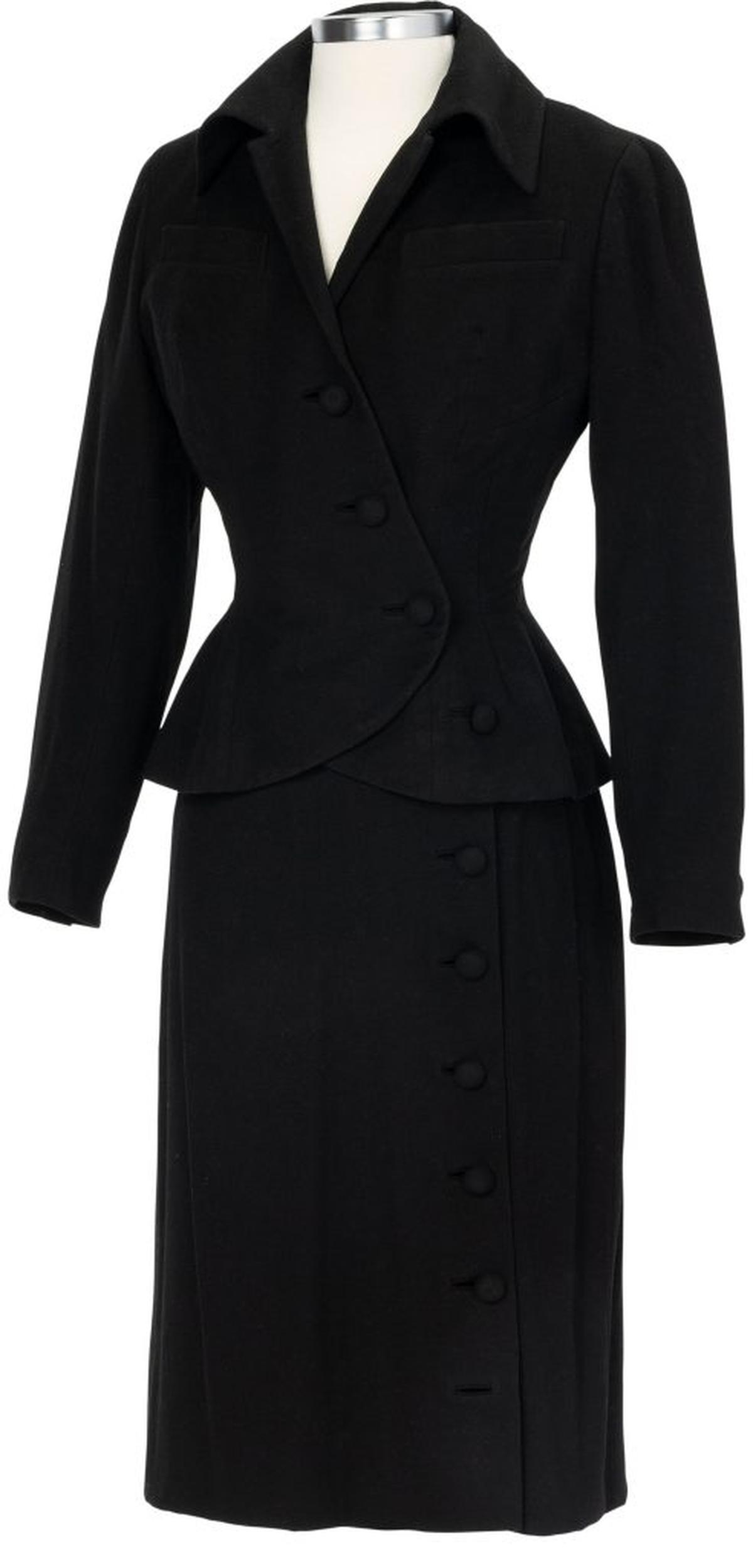  Leading the sale was a Christian Dior suit worn during her 1954 honeymoon with Joe DiMaggio. (Heritage Auctions via SWNS) 