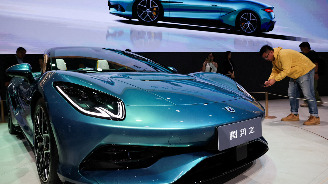 BYD's third-quarter profit growth slows, misses forecasts 